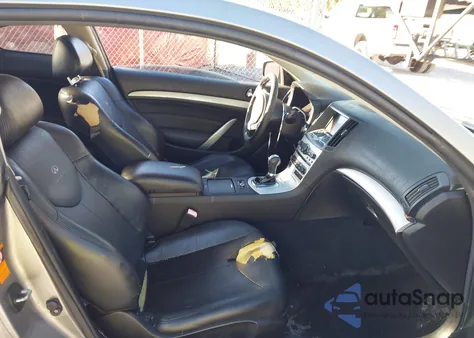 2009 Infiniti G37 Journey из США, поврежденный, VIN JNKCV64E29M604600